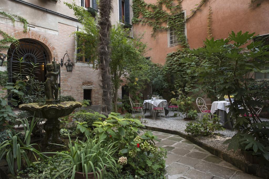 Отель La Residenza 818 Венеция Экстерьер фото