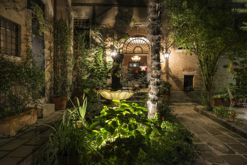 Отель La Residenza 818 Венеция Экстерьер фото