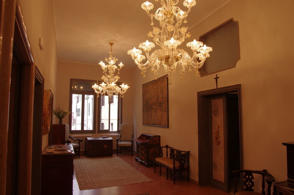 Отель La Residenza 818 Венеция Экстерьер фото